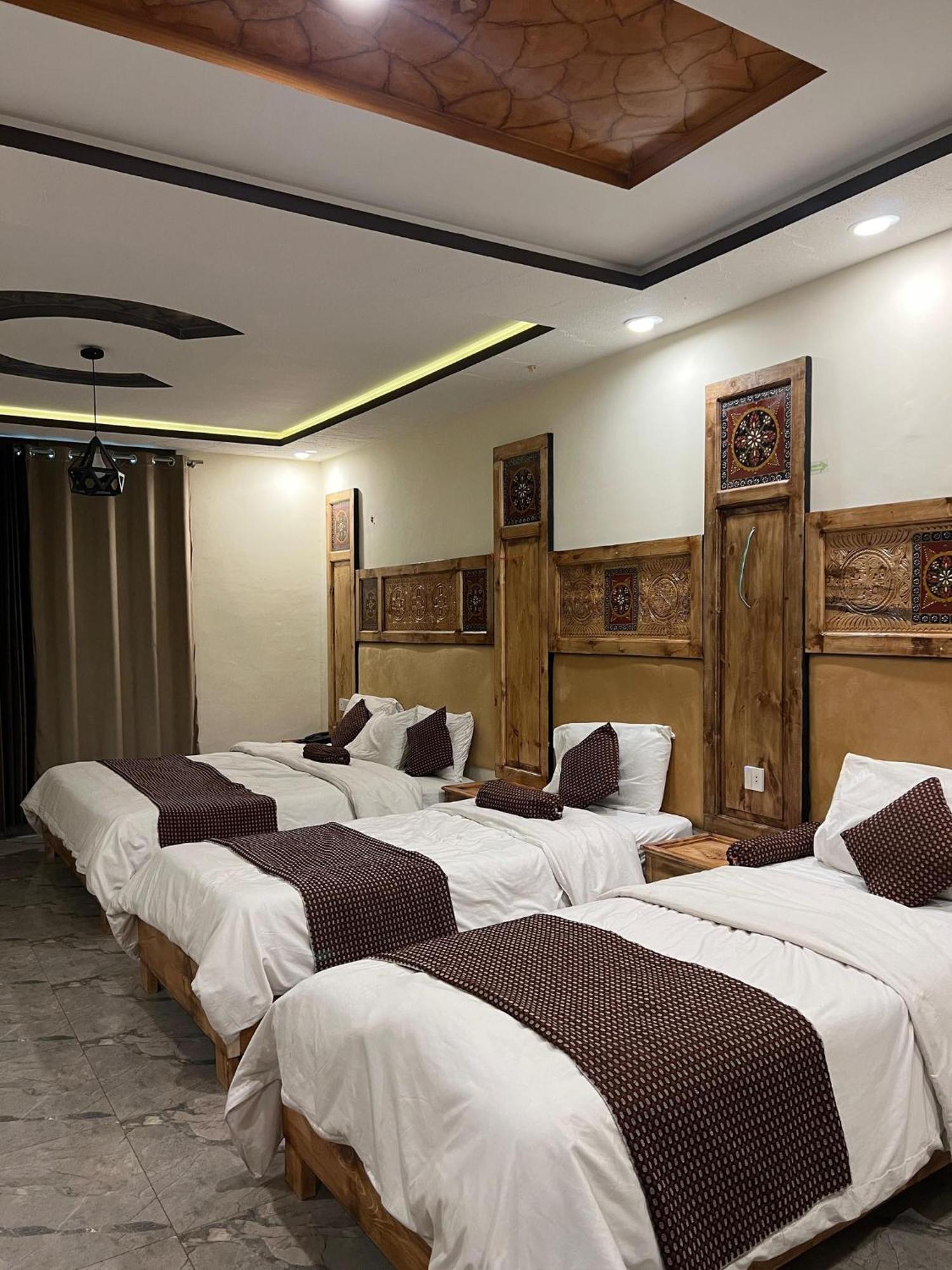 Hotel Birmingham Palace Kalam By Khan Familia Εξωτερικό φωτογραφία
