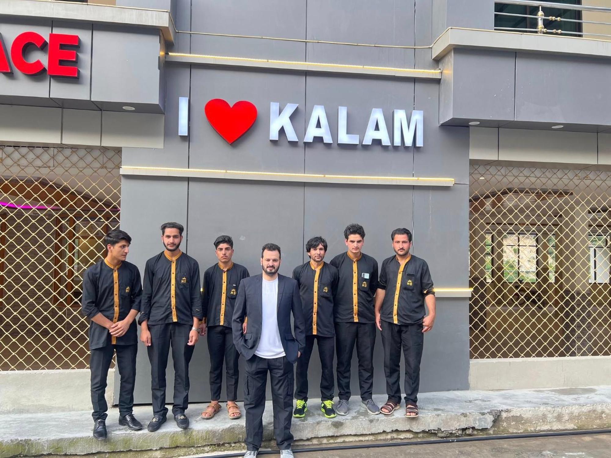 Hotel Birmingham Palace Kalam By Khan Familia Εξωτερικό φωτογραφία