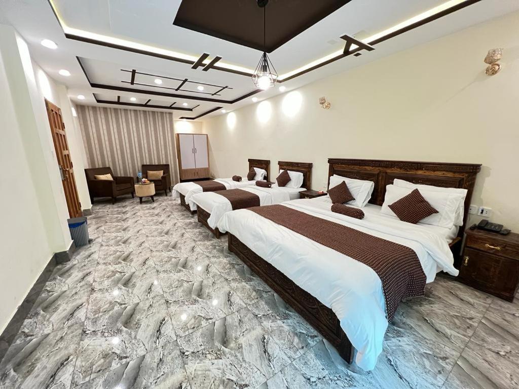 Hotel Birmingham Palace Kalam By Khan Familia Εξωτερικό φωτογραφία
